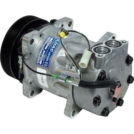 Universal Air Cond Volvo:Sanden/Sankyo Sd7H15 W/Clutch CO7935C